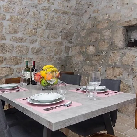 Сasa de vacaciones Holiday Kostela Zaostrog